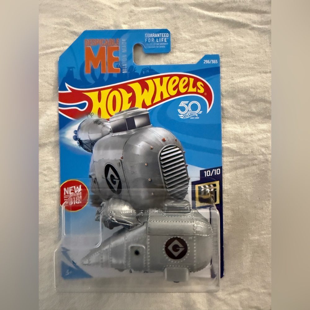 Hotwheels Movie Vehicle Set - Picture 3 of 4